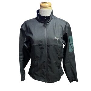 Arc'teryx Women's Large  Jacket